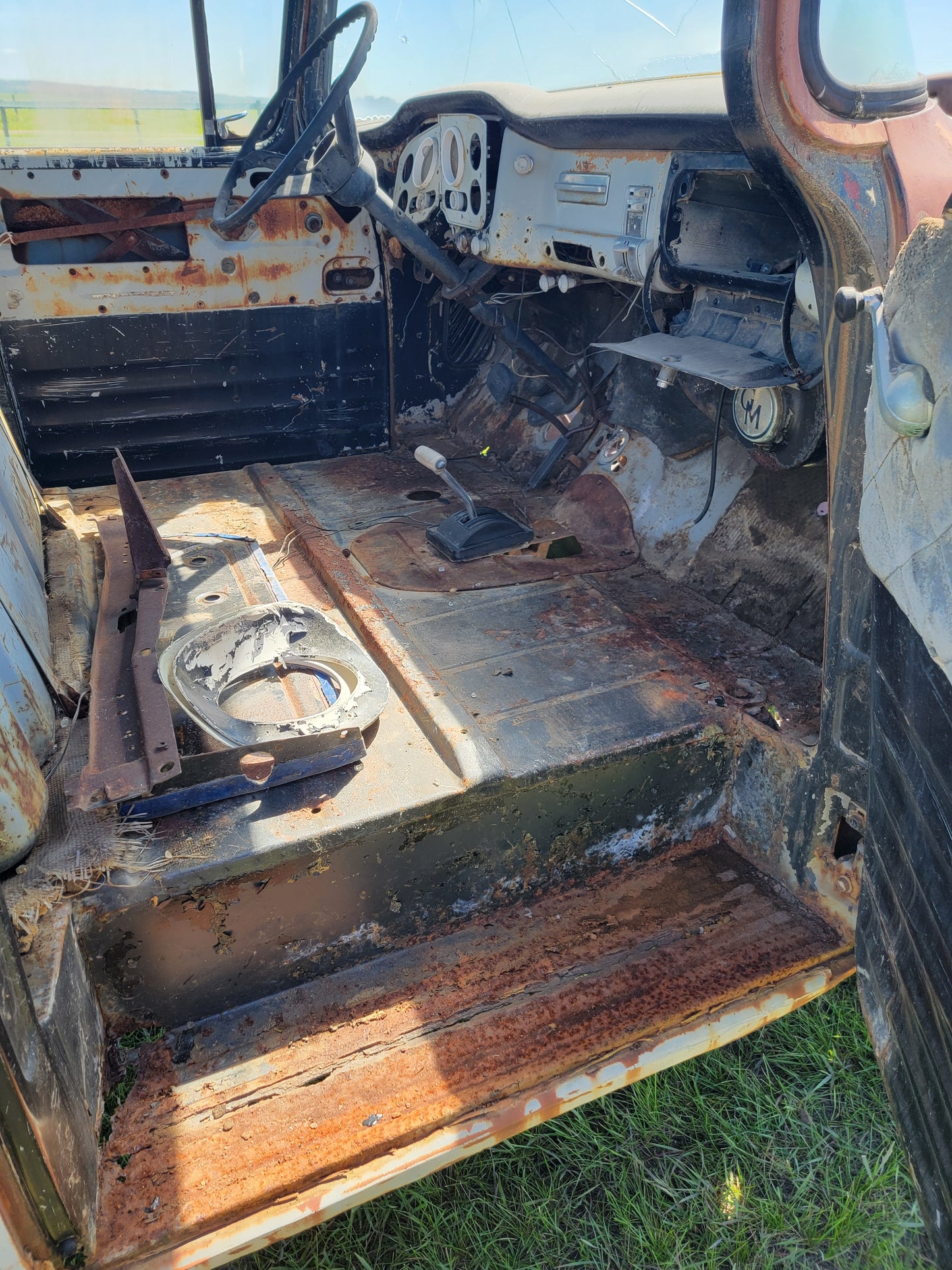 1957 SHORTBOX 1/2 TON