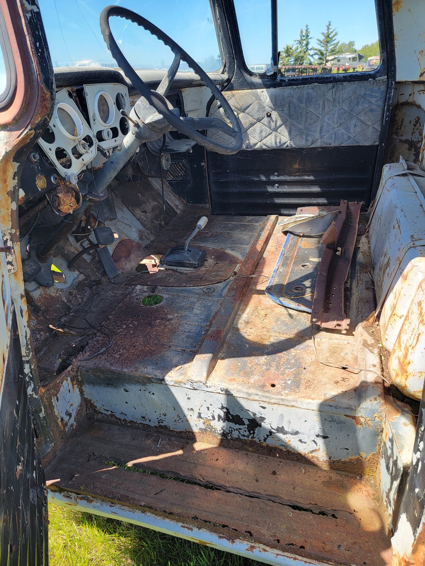 1957 SHORTBOX 1/2 TON
