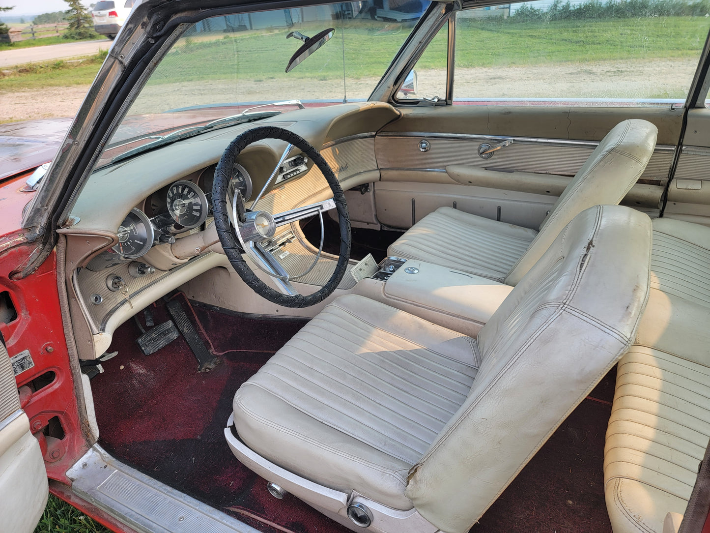 1962 Ford Thunderbird
