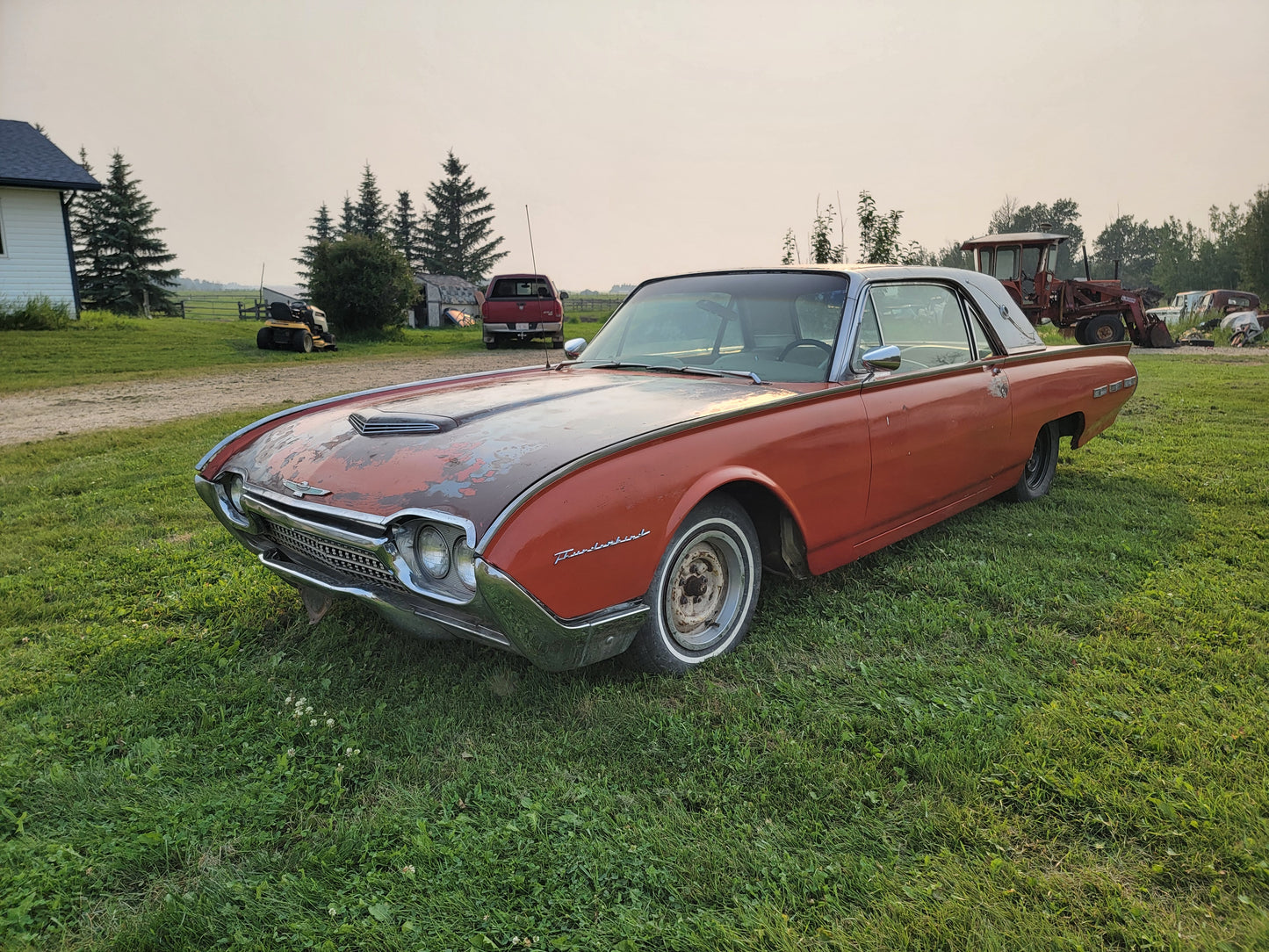 1962 Ford Thunderbird