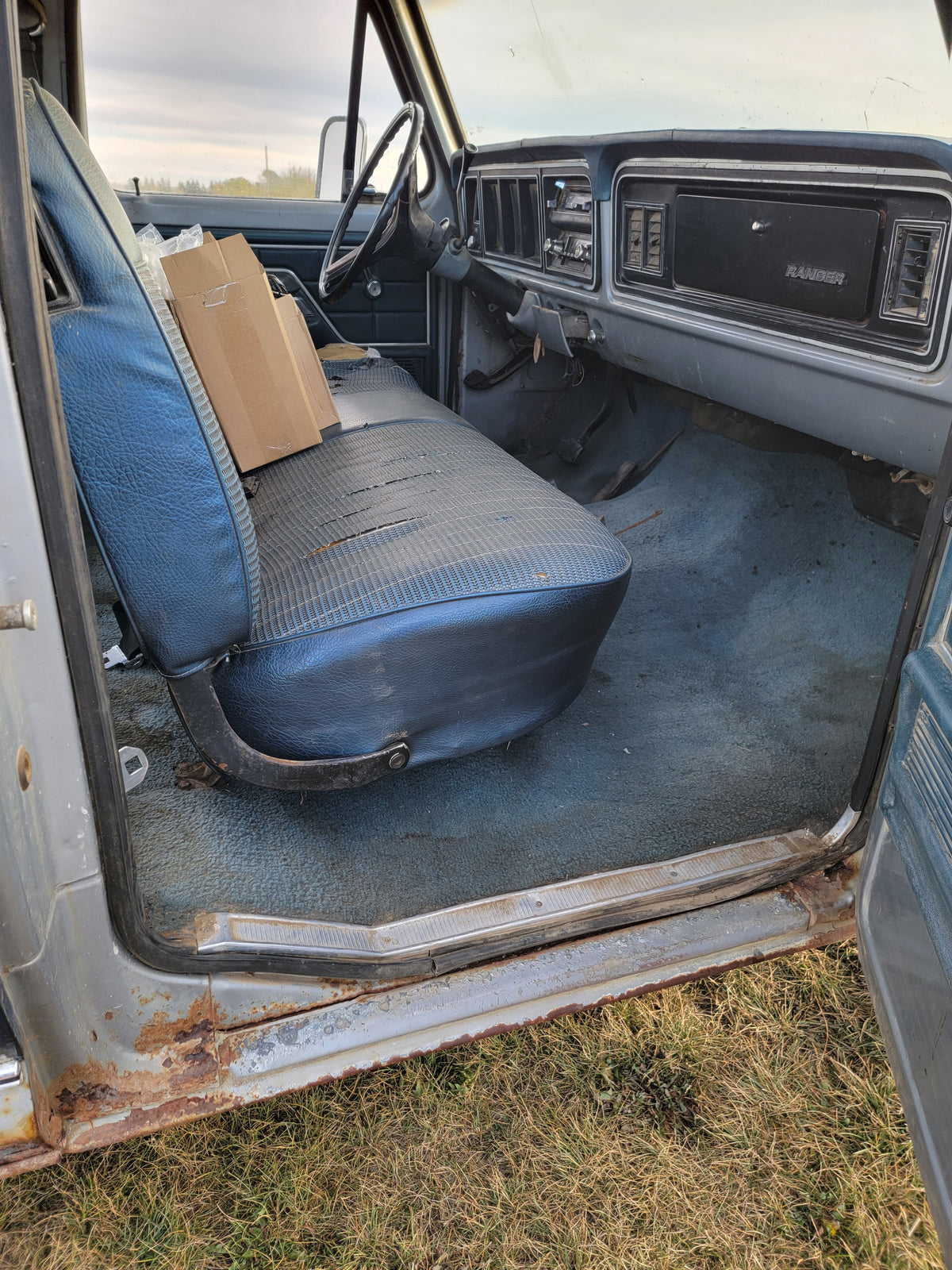 1977 FORD F250 SUPER CAB